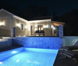 Villa Ioanna villa ioanna night pic